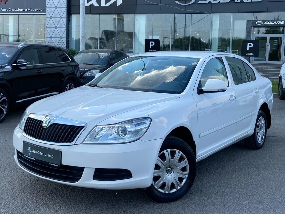 Skoda Octavia Ambition 1.6 MT (102 л.с.)