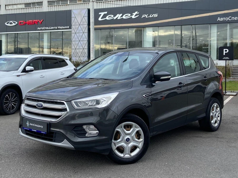 Ford Kuga Trend 2.5 AT (150 л.с.)
