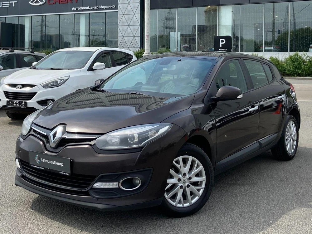 Renault Megane Expression 1.6 CVT (114 л.с.)