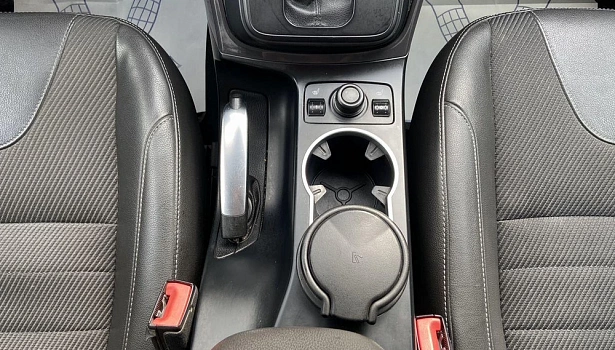 Kuga Titanium 1.6 AT 4WD (150 л.с.) фото 17