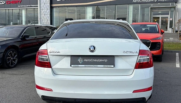 Octavia Active 1.6 AT (110 л.с.) фото 6