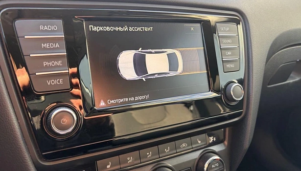 Octavia Style 1.8 MT (180 л.с.) фото 18