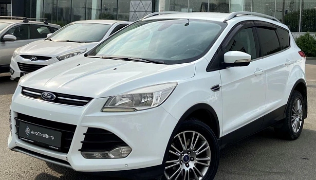Kuga Titanium 1.6 AT 4WD (150 л.с.) фото 1