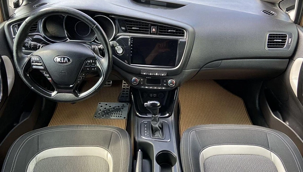 Ceed Prestige 2016 1.6 AMT (135 л.с.) фото 7