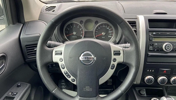 X-Trail SE +hatch 2.0 CVT 4WD (141 л.с.) фото 15