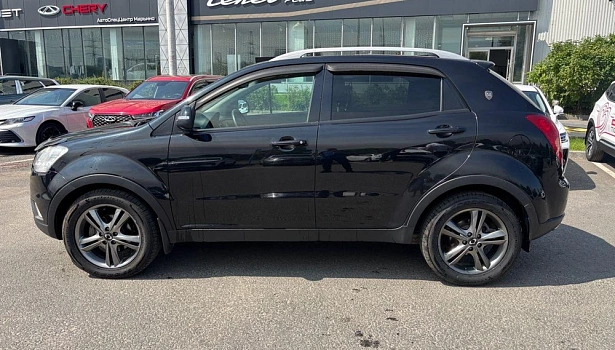 Actyon Premium 2.0d AT 4WD (149 л.с.) фото 2