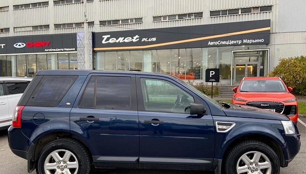 Freelander Base 2.2d AT 4WD (152 л.с.) фото 5