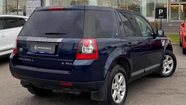 Freelander Base 2.2d AT 4WD (152 л.с.) фото 2