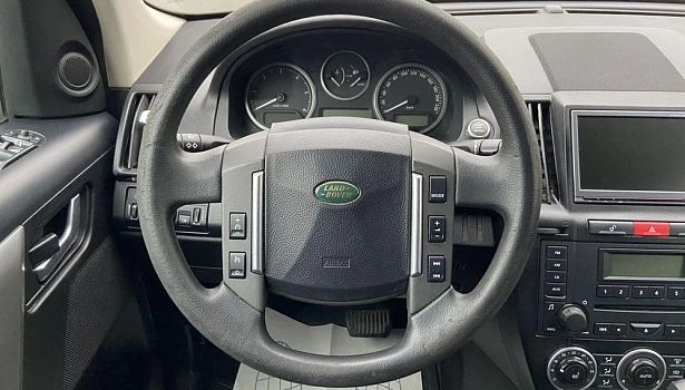 Freelander Base 2.2d AT 4WD (152 л.с.) фото 15