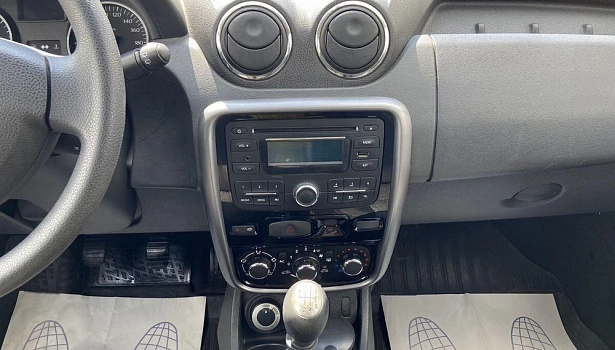 Duster Privilege 2.0 MT 4WD (135 л.с.) фото 33