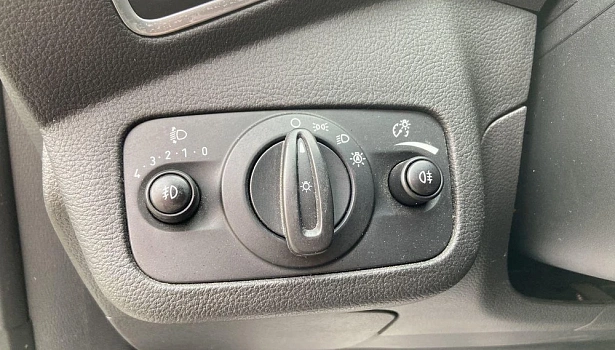 Kuga Titanium 1.6 AT 4WD (150 л.с.) фото 13