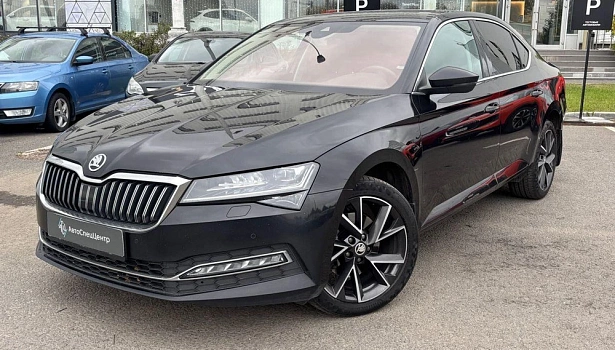 Superb Luxury 2.0 AMT (186 л.с.) фото 1