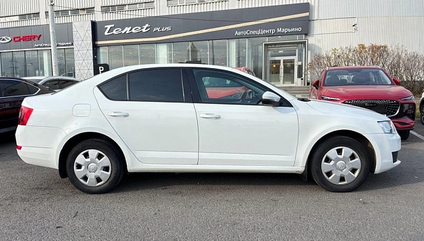 Octavia Active 1.6 AT (110 л.с.) фото 5