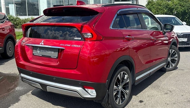 Eclipse Cross Ultimate (2018) 1.5 CVT 4WD (150 л.с.) фото 4