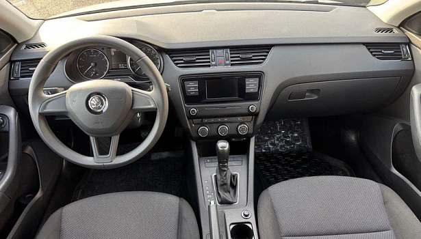 Octavia Active 1.6 AT (110 л.с.) фото 7