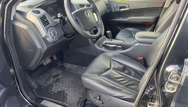 Kyron Luxury 2.3 AT 4WD (150 л.с.) фото 8